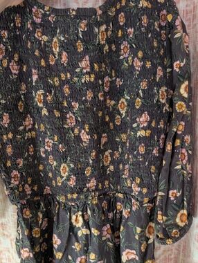 Old Navy Smocked Dress w Floral Print Cotton Size Large 10-12